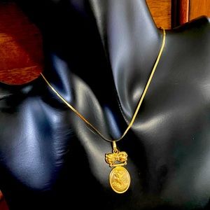 18K Gold Pendant